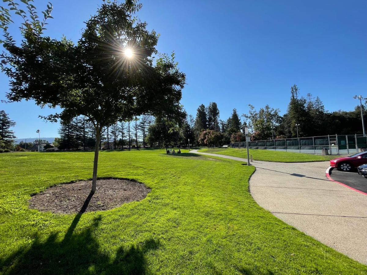 2Br Apt With Brand New Super Quite Ac, Washer, Dryer, Free Ev Station, Free Parking In Cupertino Sunnyvale Luaran gambar